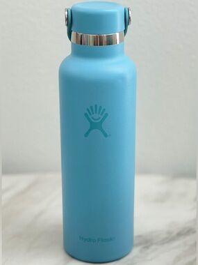 Hydro Flask Sky Blue 21oz Stainless Bottle